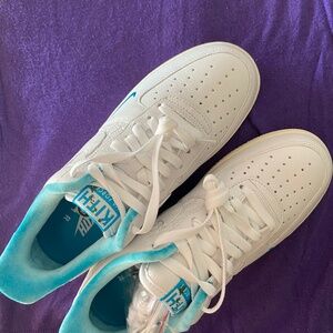 Free shipping Kith Hawaii Nike Air Force 1 size US 8.5 New with box brand new